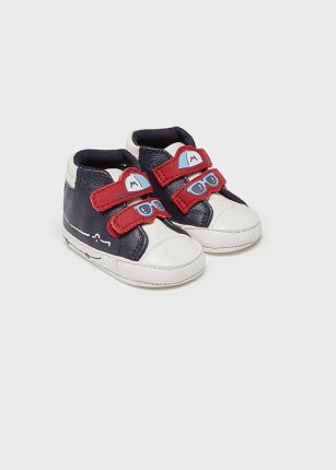 Sneakers animal